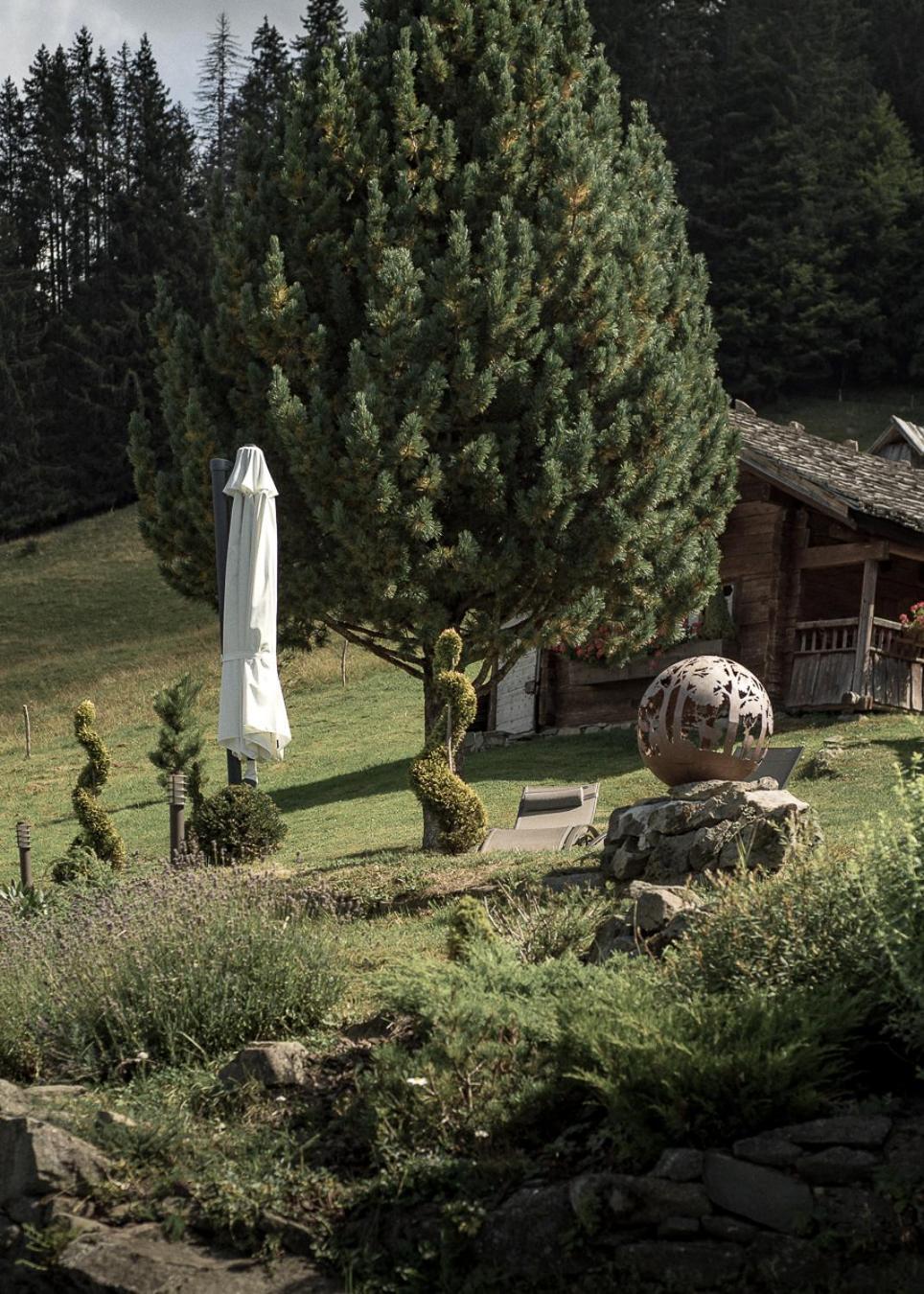 La Ferme Des Vonezins Hotell Thônes Exteriör bild