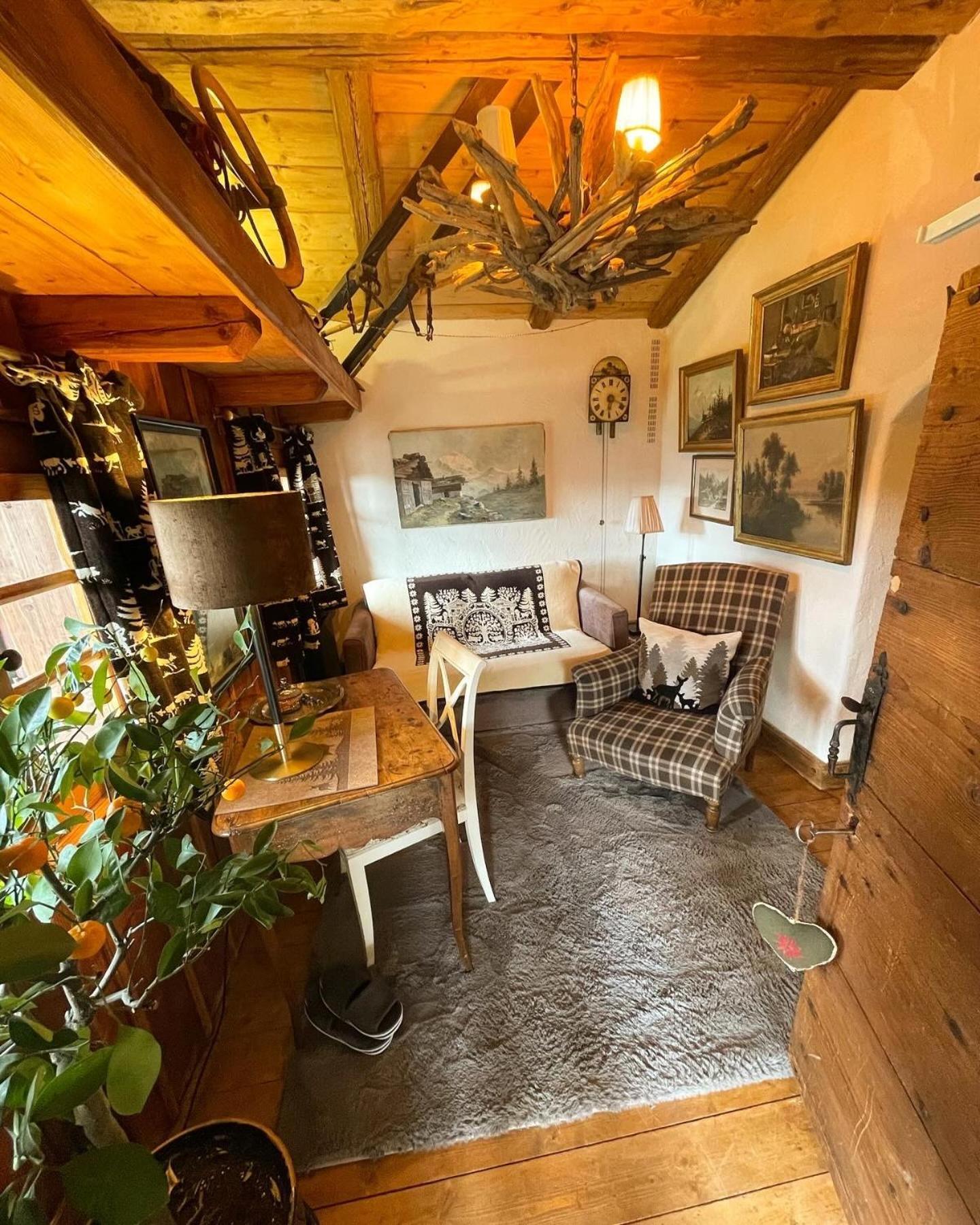 La Ferme Des Vonezins Hotell Thônes Exteriör bild