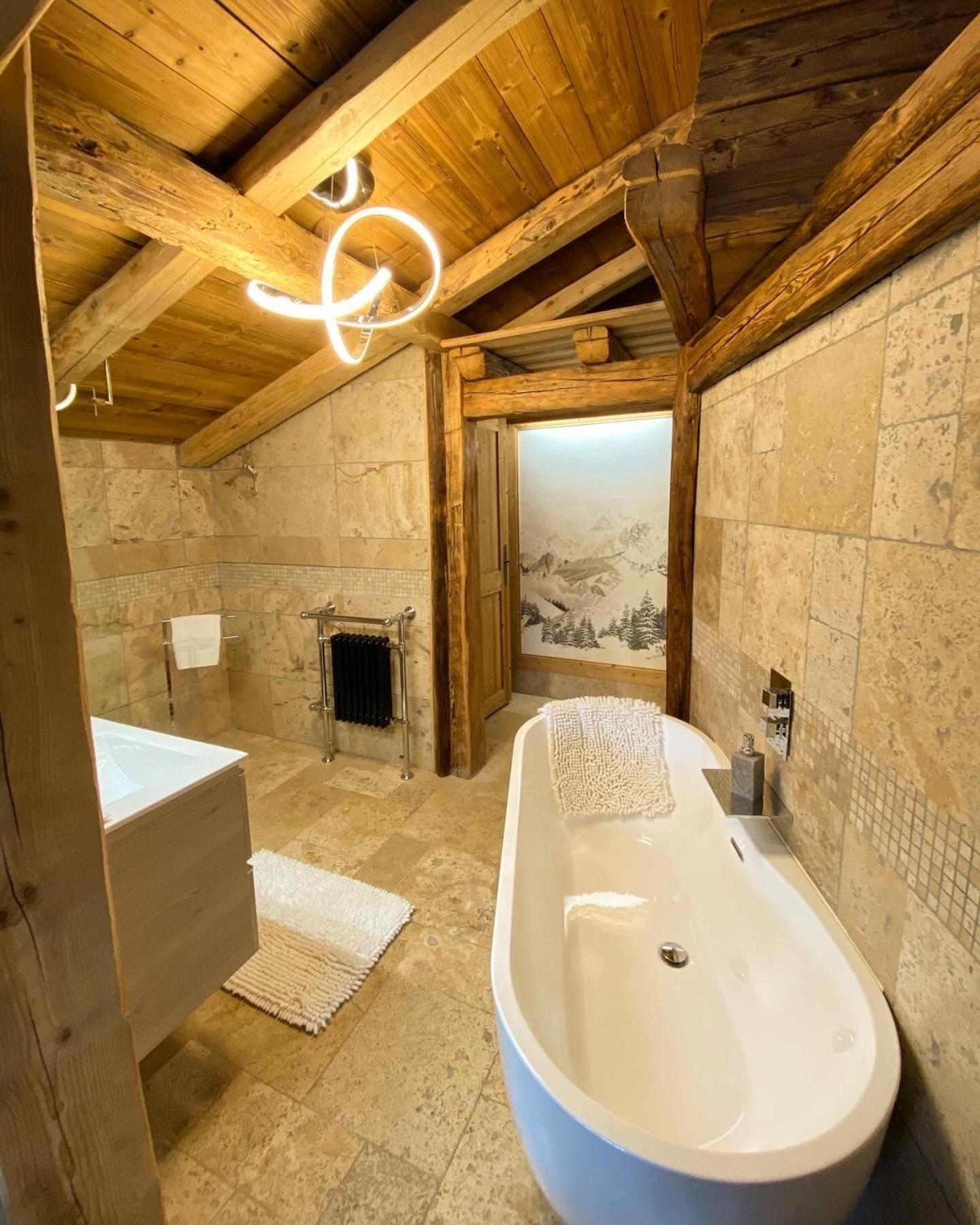 La Ferme Des Vonezins Hotell Thônes Exteriör bild