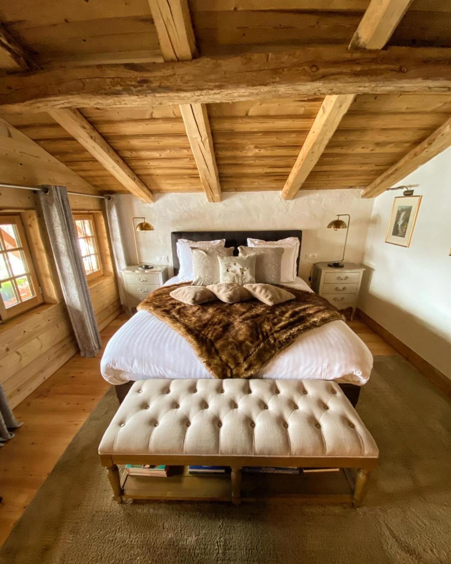 La Ferme Des Vonezins Hotell Thônes Exteriör bild