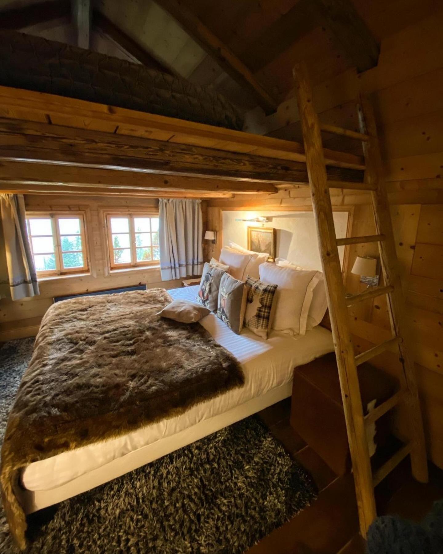 La Ferme Des Vonezins Hotell Thônes Exteriör bild
