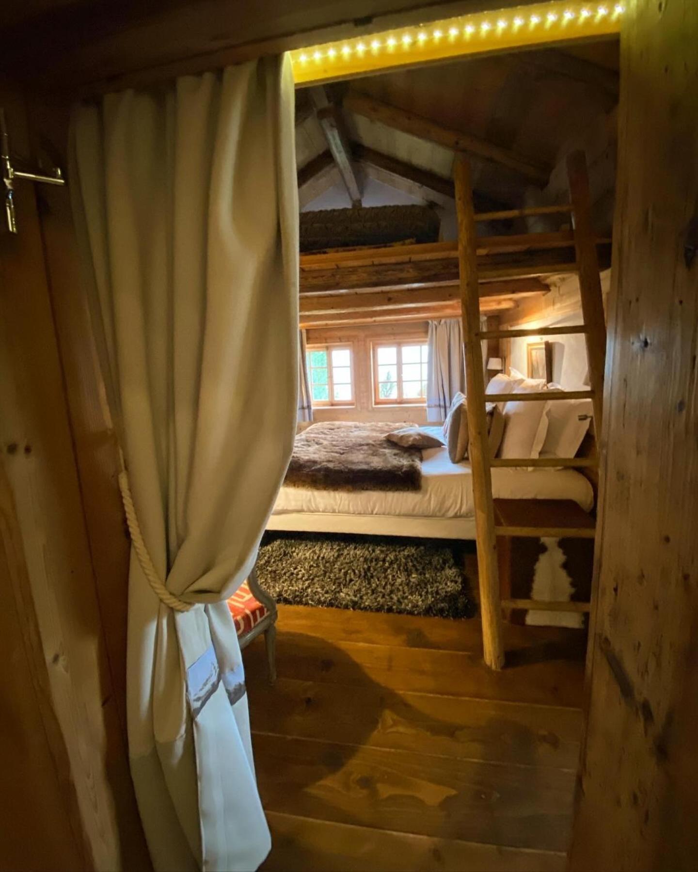 La Ferme Des Vonezins Hotell Thônes Exteriör bild