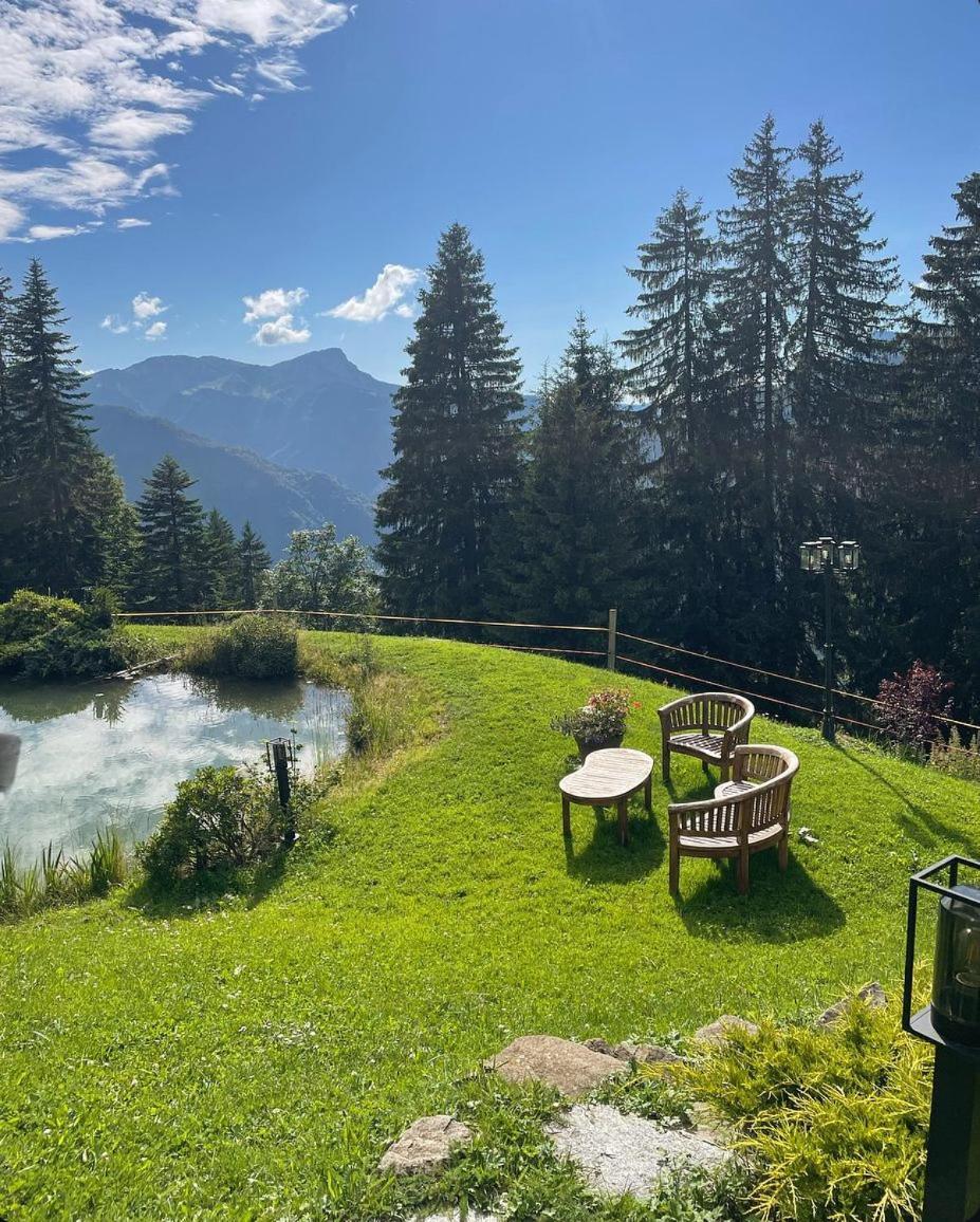 La Ferme Des Vonezins Hotell Thônes Exteriör bild